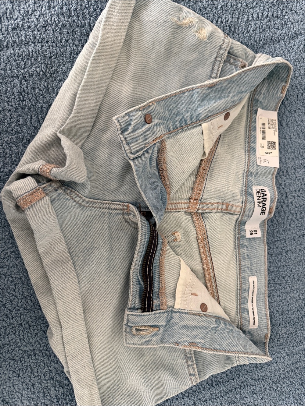 Garage Women's Blue low Rise Cuffed Jeans size 1 nwt
